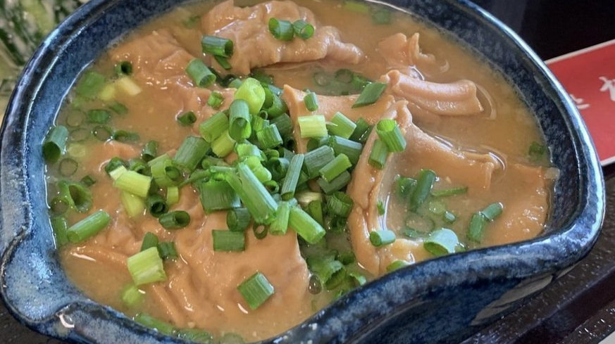 馬ホルモン煮込み弁当